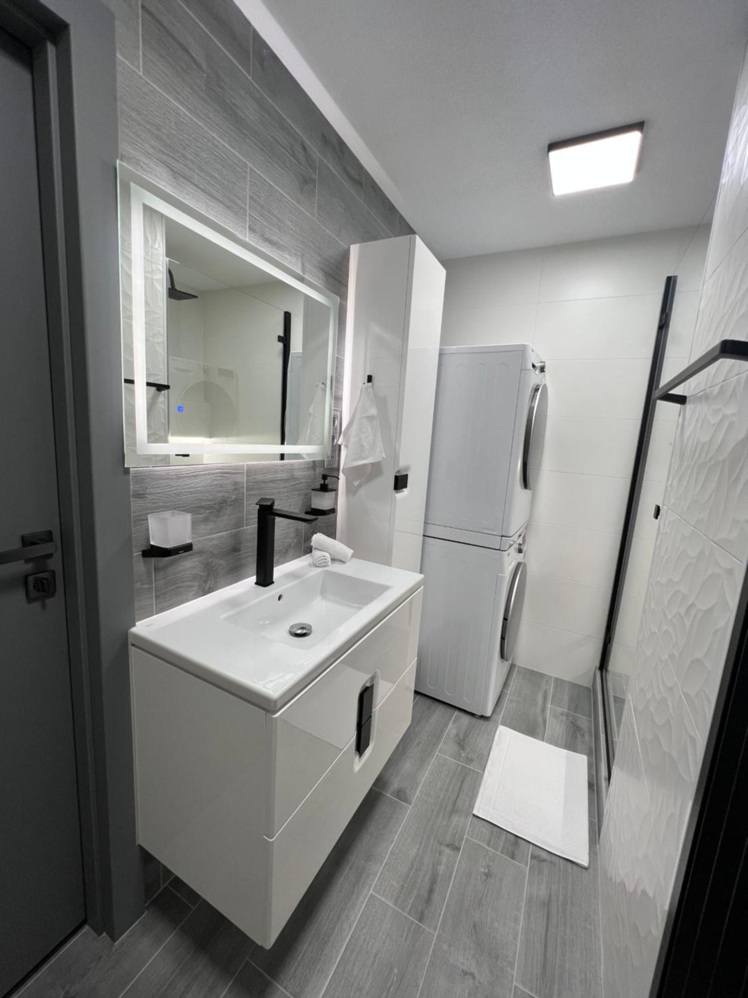 Apartman Piccoladuo V Banskej Bystrici Banská Bystrica Buitenkant foto