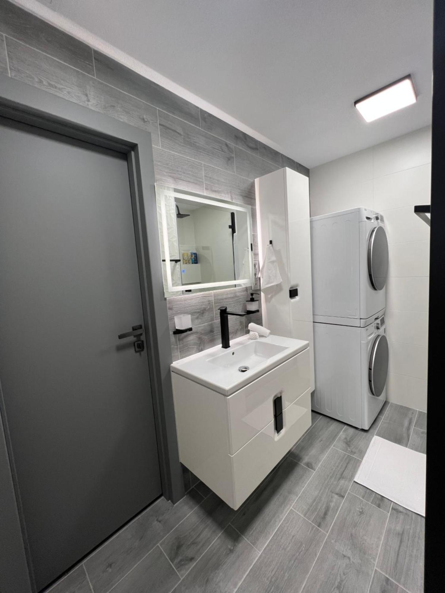 Apartman Piccoladuo V Banskej Bystrici Banská Bystrica Buitenkant foto